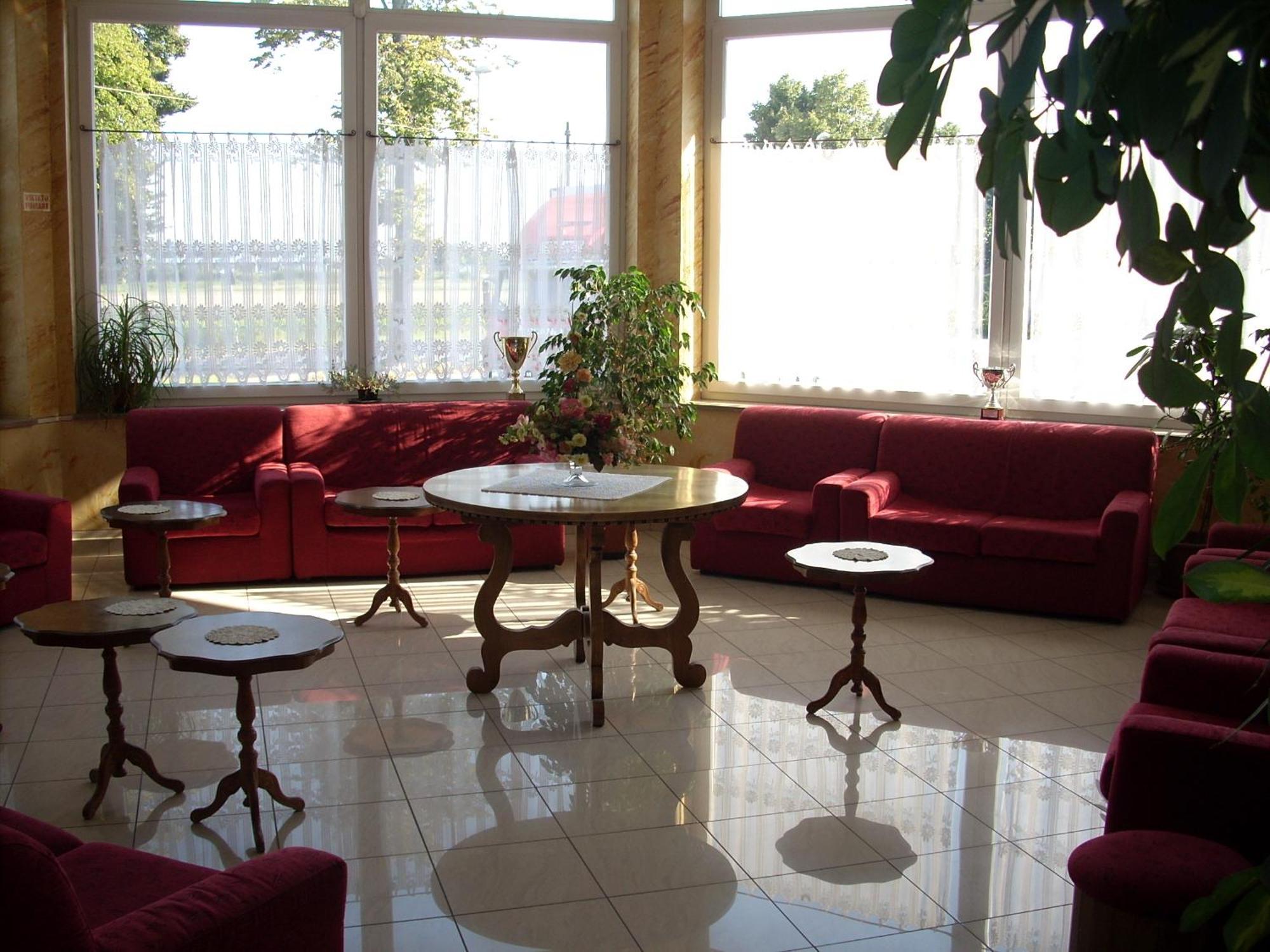 קרמניולה Il Bivio Hotel מראה חיצוני תמונה